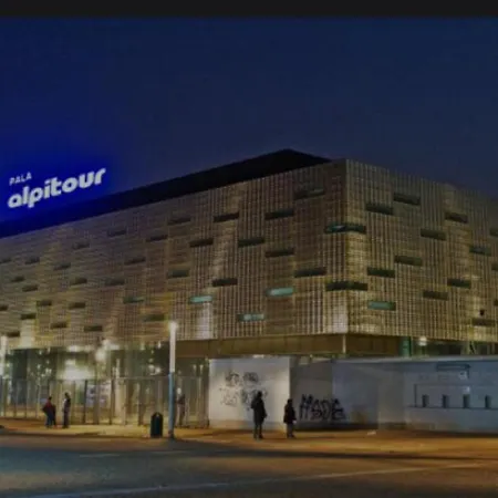 Lingotto Relax, Inalpi Arena, Stadio, Centro Torino, Economia E Politecnico * Turin